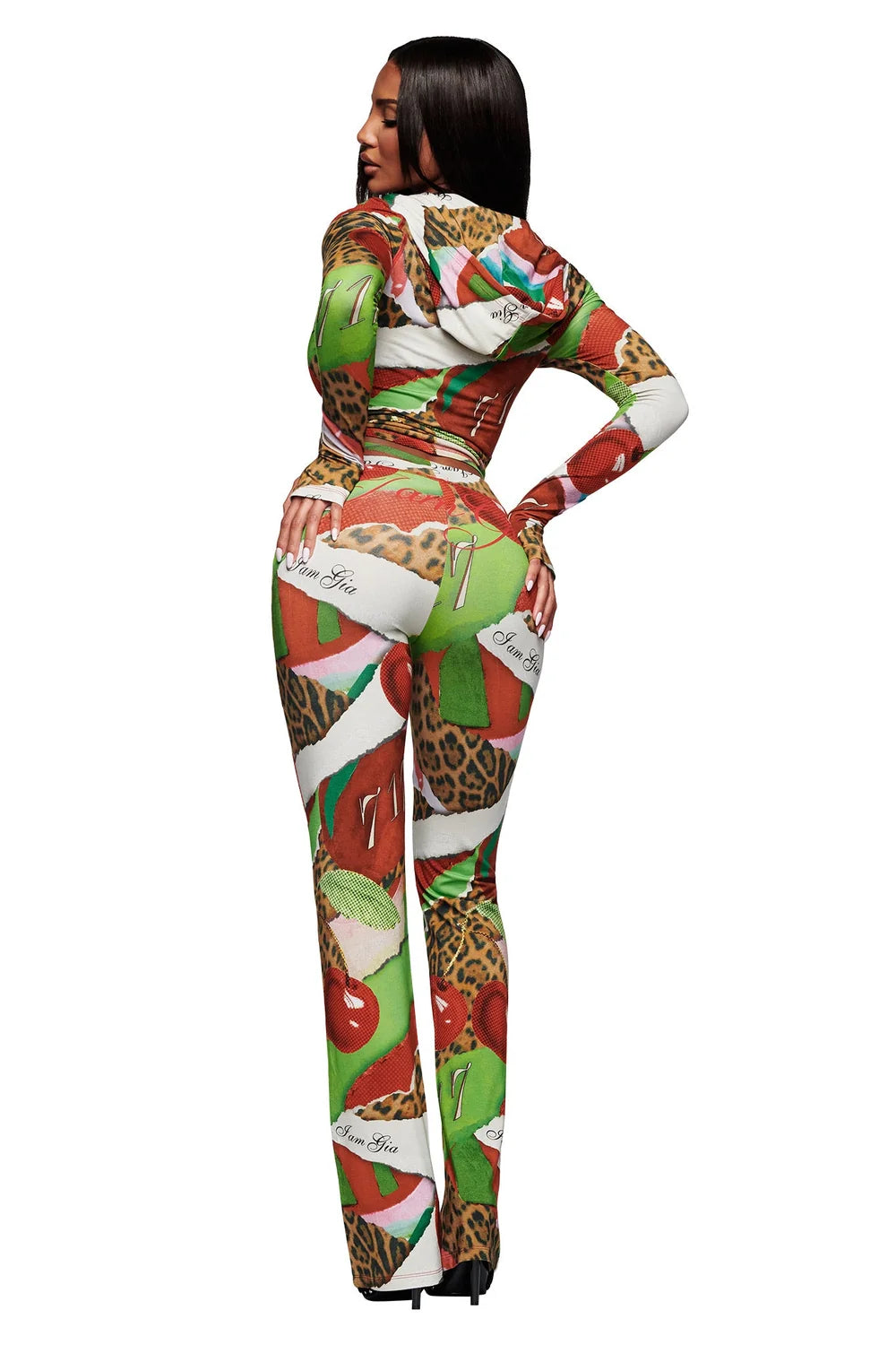 Gia Blare Wild Cherry Set